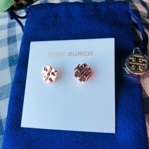 Tory Burch Rose Gold Logo Stud Earrings – NWT